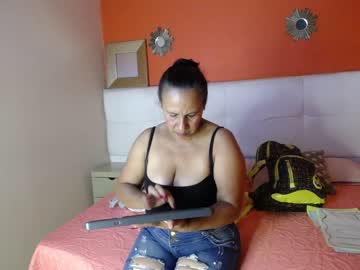 laidy_mature